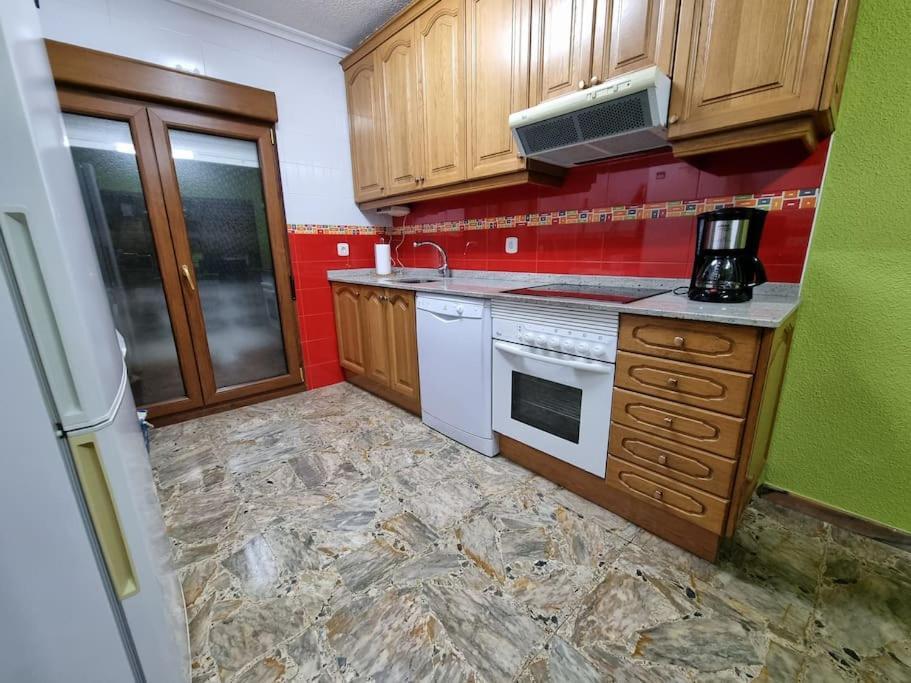 126B Apto Playa - 3 Habitaciones خيخون المظهر الخارجي الصورة